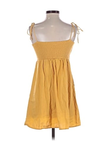 Old Navy Casual Dress (view 2)