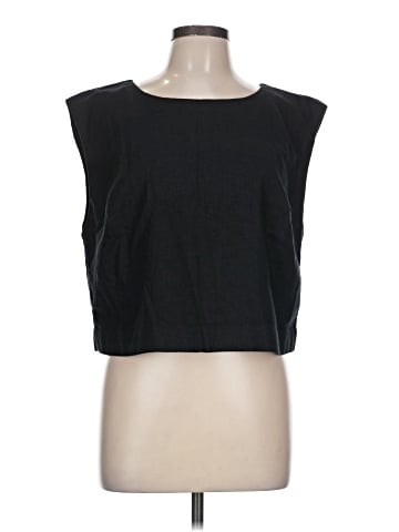 Abercrombie & Fitch Sleeveless T-Shirt (view 1)