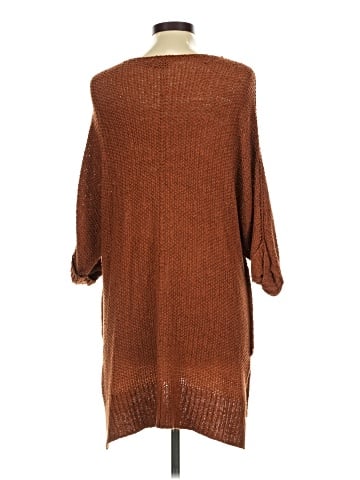 Versona 3/4 Sleeve Top (view 2)