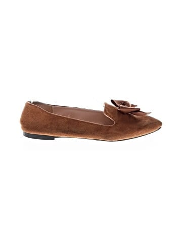 Unbranded Flats (view 1)