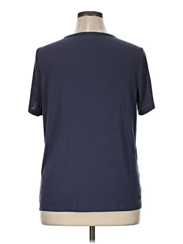 Old Navy Short Sleeve T-Shirt (view 2)