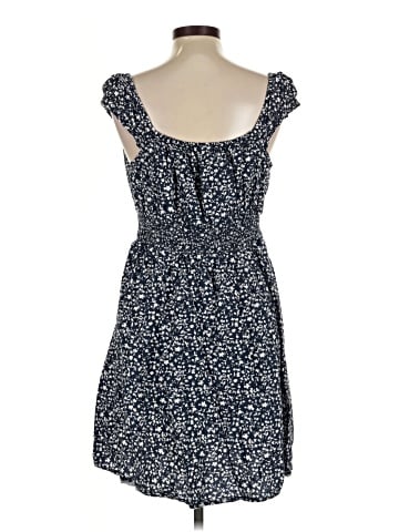 Old Navy Casual Dress (view 2)