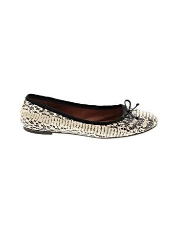 Coach Flats (view 1)