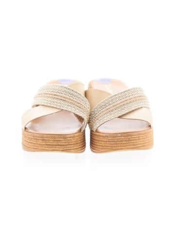 Toscanella Wedges (view 2)