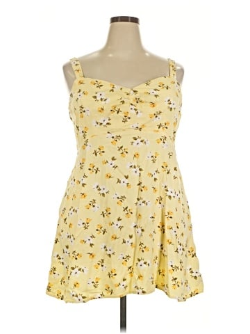 Old Navy Casual Dress (view 1)