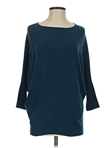 Jolie Poncho (view 1)