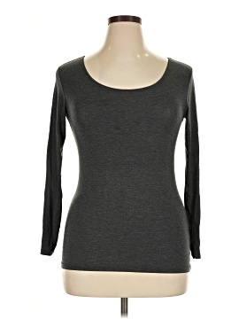 Uniqlo 3/4 Sleeve T-Shirt (view 1)