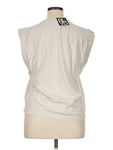 Skies Are Blue Sleeveless T-Shirt (view 2)