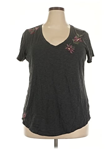 Torrid Short Sleeve T-Shirt (view 1)