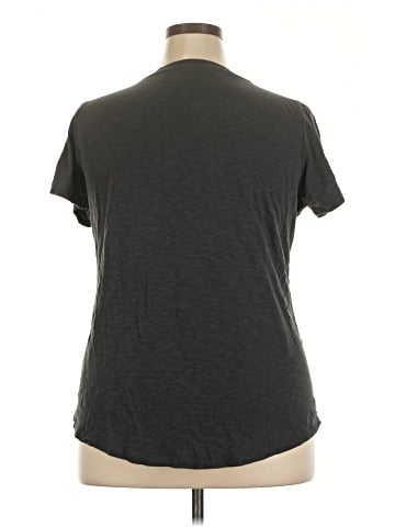 Torrid Short Sleeve T-Shirt (view 2)