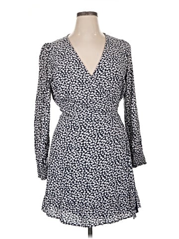 Abercrombie & Fitch Casual Dress (view 1)