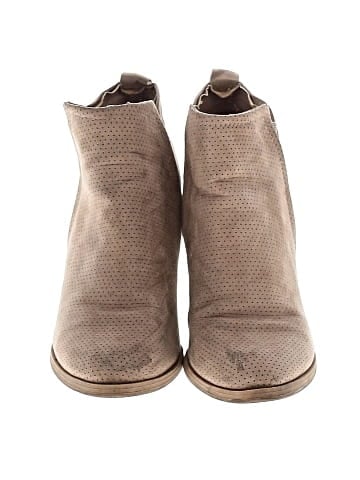 Universal Thread Ankle Boots (view 2)