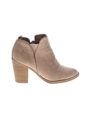 Universal Thread Ankle Boots (view 1)