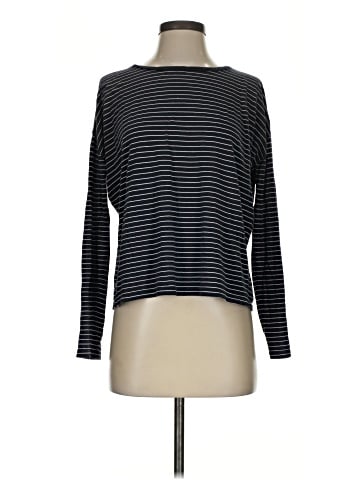 Vince. Long Sleeve T-Shirt (view 1)