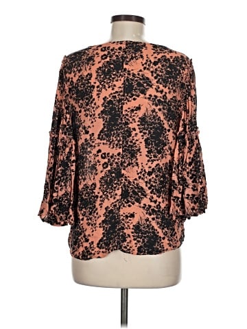 Hinge 3/4 Sleeve Blouse (view 2)