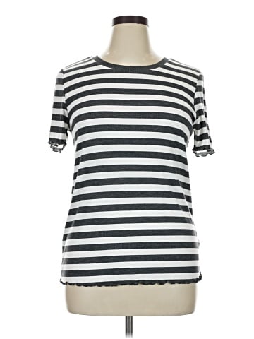Lularoe Short Sleeve T-Shirt (view 1)