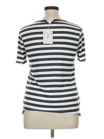 Lularoe Short Sleeve T-Shirt (view 2)