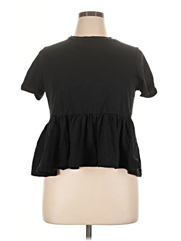 Forever 21 Plus Short Sleeve Top (view 1)