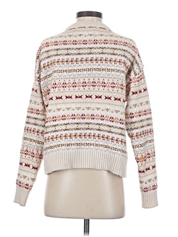 American Eagle Outfitters Pullover Sweater (view 2)