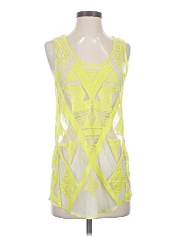 En Creme Sleeveless Top (view 1)