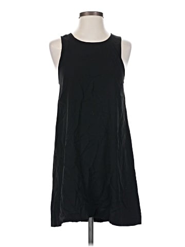 Leith Sleeveless T-Shirt (view 1)