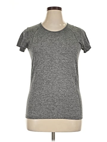 Nike Short Sleeve T-Shirt (view 1)