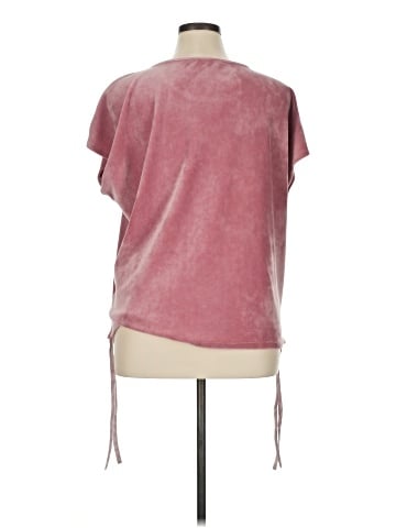 TWO by Vince Camuto Short Sleeve T-Shirt (view 2)