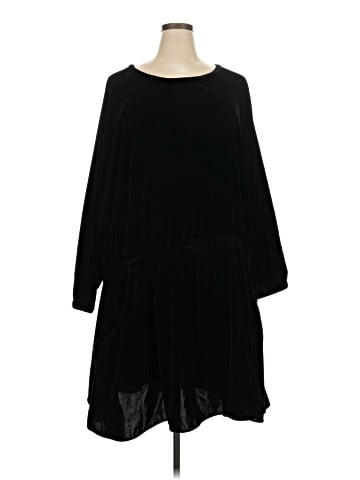 Universal Thread Casual Dress (view 1)