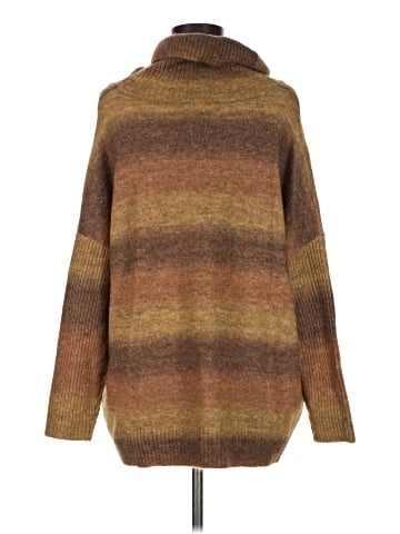 Draper's & Damon's Poncho (view 2)
