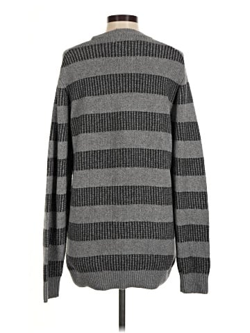Old Navy Pullover Sweater (view 2)