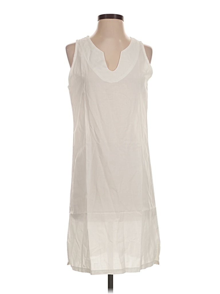 Pre-owned Aqua Sleeveless T-shirt In Ivory