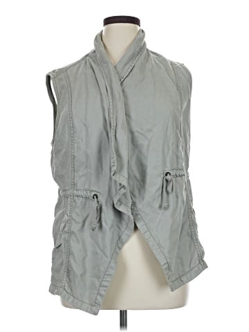 Max Jeans Sleeveless Button-Down Shirt (view 1)