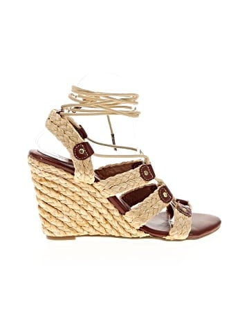 Mia Wedges (view 1)