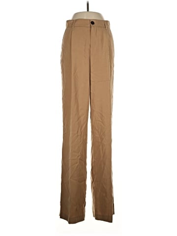 Zara Khakis (view 1)