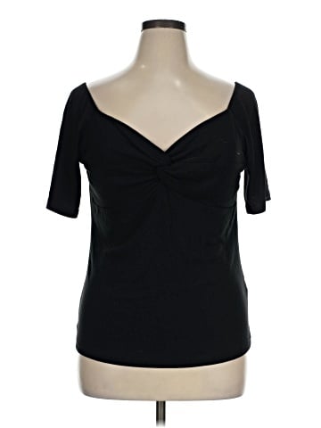 Gap Short Sleeve T-Shirt (view 1)