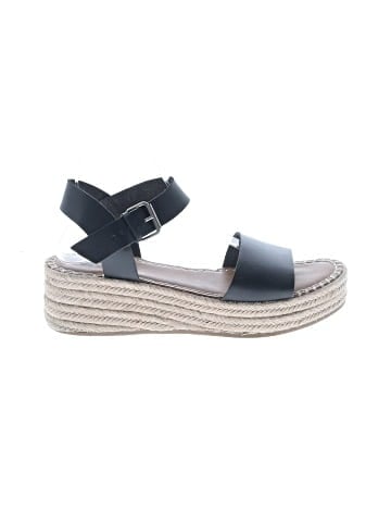 White Mountain Wedges (view 1)