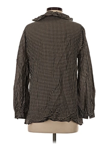 Old Navy - Maternity Long Sleeve Button-Down Shirt (view 2)
