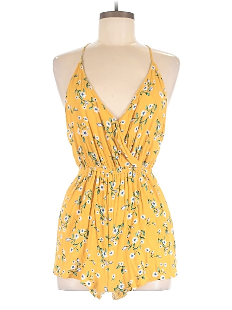 Pre-owned Kendall & Kylie Romper In Yellow