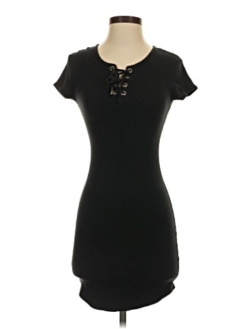 No Boundaries Casual Dress (view 1)