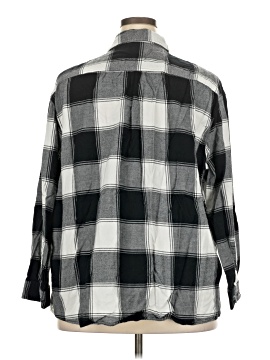 Ava & Viv 3/4 Sleeve Button-Down Shirt (view 2)
