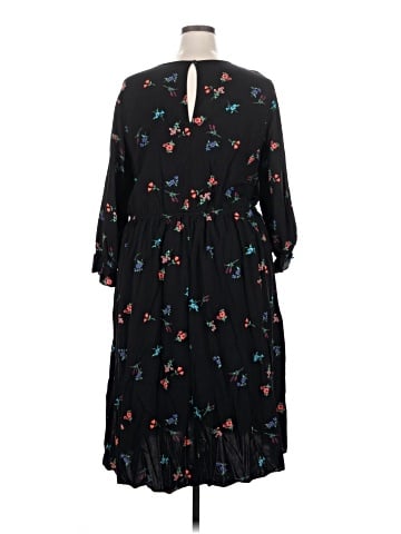 Old Navy Casual Dress (view 2)