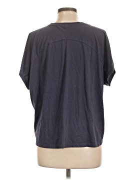 Under Armour Short Sleeve T-Shirt (view 2)