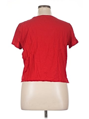 Victoria's Secret Short Sleeve T-Shirt (view 2)