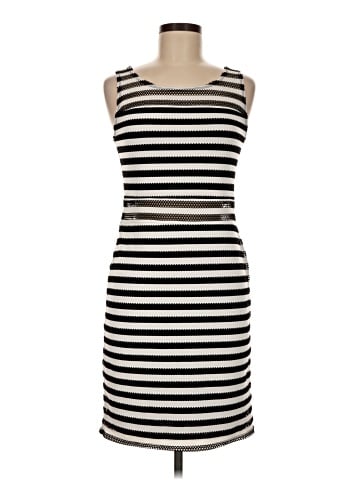 Xhilaration Casual Dress (view 1)
