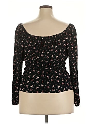 American Eagle Outfitters Long Sleeve Blouse (view 2)