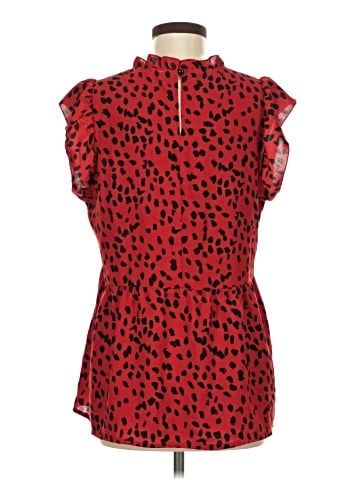 Angashion Sleeveless Blouse (view 2)