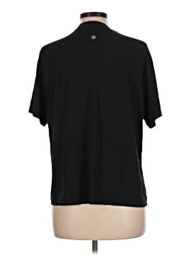 Lululemon Athletica Short Sleeve T-Shirt (view 2)