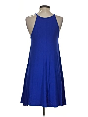 Old Navy Casual Dress (view 2)