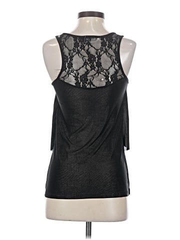 Pretty Good Sleeveless Blouse (view 2)
