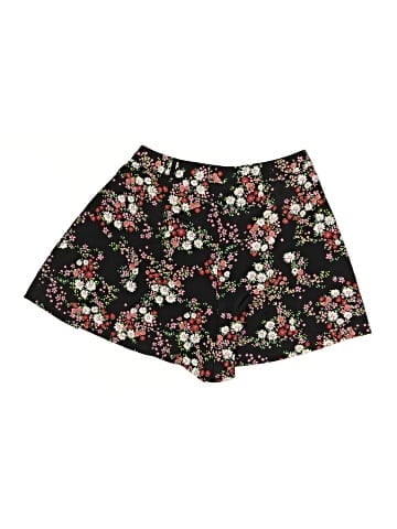 Twenty One Shorts (view 2)